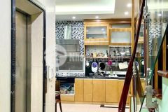 Bán ngay nhà xuân la, dt 41mx6 tầng,lô thoáng, giá chỉ 7.6 tỷ.