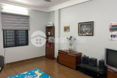 Nhà 5 tầng xây mới phố trung kính dt 33m2 mt 4.3m giá chào 6.5 tỷ