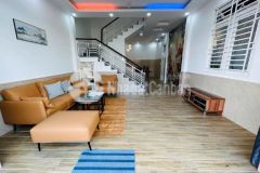 Bán nhà đẹp 3 tầng hẻm xe hơi ngủ trong nhà cv làng hoa