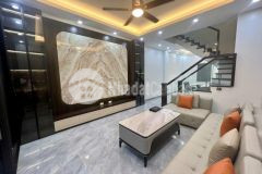 Chỉ 4.2 tỷ 28m2 khương trung 4t khung cột 2 thoáng kinh doanh ô tô đầu tư 0983458219