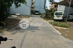 Cọc nhanh thì còn đất đông dư 33m2, gần đường lớn giá 2.2 tỷ