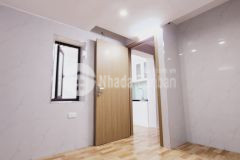 Bán căn hộ tập thể tâng 1 đương hoàng đạo thành, thanh xuân 56m2, nhà đẹp, ngõ thông, 10m ô tô trá