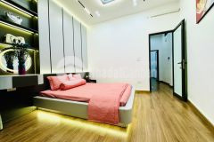 Bán nhà đẹp thang máy ở ngay phố kim mã thượng ba đình 32m 6t 9 tỷ 2. lh 0349157982.