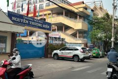 Bán chdv mặt tiền ngay trường nguyễn thượng hiền 6l dt sàn 215m2 ngang 5m tn 45tr 15.5 tỷ