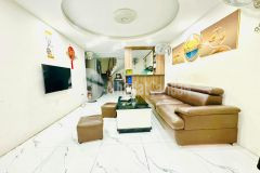 Bán nhà 4 tầng hai bà trưng, phân lô gần trục đường chính, ô tô thông, kd văn phòng.