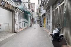 Bán nhà phân lô phố mai dịch, quận cầu giấy 5 tầng, mặt tiền 3.3m, diện tích 73m2