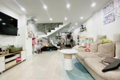 Nhà đẹp đón tết bán nhà 4 tầng cực đẹp cmt8, 45m2, 6.2 tỷ