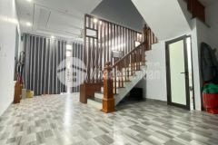 Loanh quanh 3 tỷ có căn nhà chỉ việc sách valy về ở, sát vin 3 0835459289