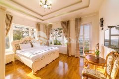 Bán căn villa xinh đẹp gần nhà thờ con gà đà lạt chỉ 800m