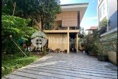 Bán đất phố lạc long quân xây toà văn phòng, 287m2, mt 8.5m, 135 tỷ