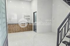 Chủ gửi cho thuê mini house trệt lầu mới xây có ban công mặt tiền lộ nhựa kdc nam cần thơ