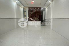 Cho thuê nhà 2 lầu mặt tiền trục chính kdc phú an đối diện kdc 586