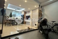 Bán nhà phố yên phụ, quạn tây hồ 6 tầng, mặt tiền 4m, diện tích 4550m2