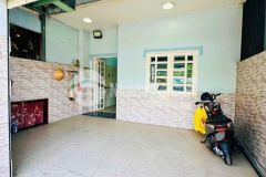 Bán nhà 3 tầng 157m2.tặng 3 phòng trọ,ngay linh xuân,thủ đức, hẻm xe tải,shr. nhỉnh 11 tỷ.