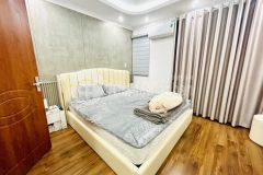 Ban nha dân xây phô trân khat chân