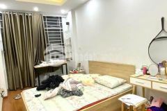 Bán gấp nhà phố hào nam, đống đa, nhà dân xây, ngõ rộng thông