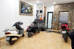 Bán nhà ngọc lâm long biên, lô góc, 7t ga ra, thang máy, gần phố, giá hợp lý