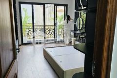 Bán nhà yên lạc phân lô 5 tầng thang máy long lanh ô tô kinh doanh văn phòng hai bà trưng