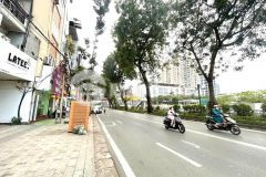 Bán nhà mặt phố giảng võ 6 tầng thang máy, vỉa hè 5m