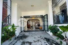 Bán nhà mới tinh mai hắc đế p6 oto đậu trong sân