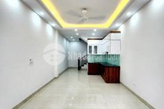 Bán nhà ngõ 94 thượng thanh, long biên, 33m2, 5 tầng, mt4m, ô tô, phân lô, nhỉnh 5 tỷ