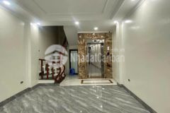 Nhà mới, 50m, thang máy, phố nguyễn sơn, long biên, 12 tỷ.