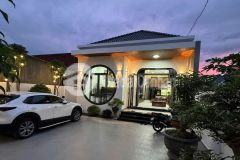 Bán nhà thị trấn diên khánh mới xây mái nhật đường thông sát bên bờ kè trần phú