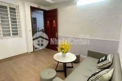 Cần bán căn hộ cc mini nguyễn khánh toàn cầu giấy 45m giá 1.65 tỷ, cách phố 50m