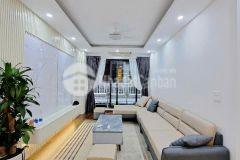 Bán nhà giáp nhị, 40m, giá nhỉnh 6 tỷ, ngõ nông, 30m ra oto