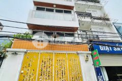 Nhà 2 lầu sân thượng 5x14m mặt tiền hẻm xe hơi bùi văn ba,q7.