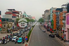 Vị trí đẹp, gần bến xe gia lâm, kết nối ra đường nguyễn văn cừ, ngọc lâm, hồng tiến thuận tiện, nhan