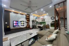 Bán nhà lạc trung, lô góc, nở hậu, full đồ, ngõ thông rộng ba gác tránh, nhỉnh 6 tỷ