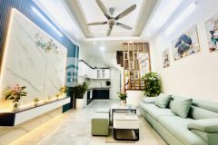 Nhà đẹp đón tết hoàng mai ô tô đỗ cổng 6 tầng mặt tiền 3.8m nhỉnh 6 tỷ