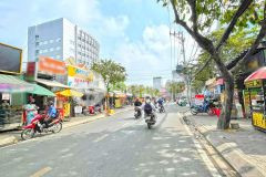 Căn hộ dịch vụ 4 tầng mặt tiền lý phục man, bình thuận, quận 7