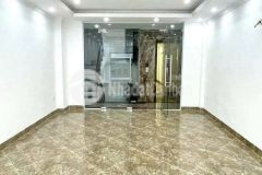 Cho thuê nhà mặt phố giáp nhị quận hoàng mai 60m x 6t giá 43 triệu, thang máy, kd