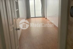 Cho thuê nhà riêng chùa quỳnh hai bà trưng, ô tô, kd 40m, 4 tầng giá 13 triệu, 4 ngủ