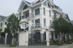 Ngộp bank bán gấp biệt thự lô góc view hồ kđt thành phố giao lưu 300m2 chỉ 120 tỷ. lh 0989626116