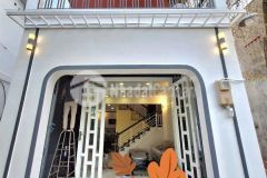 Nha chu ngôp bank nên cân ban 1trêt 1lâu 80m2 xat trương thcs binh chanh