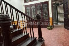 Cho thuê nhà riêng phố trần duy hưng, cầu giấy 60m x 4t giá 15tr ngõ ô tô, 5m ra phố