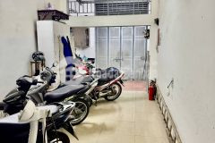 Bán nhà trường chinh. đống đa. ô tô. dt 70m2. mt 3.7m. 3 tầng. giá 13.9 tỷ.