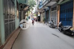 Bán nhà đại la 72m2, mặt tiền 5m. ngõ thông, oto vào, kinh doanh 15.4 tỷ