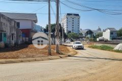 Bán mảnh đất 2 mặt tiền tại trung tâm mộc châu, khu giao cắt quốc lộ 6 43, khu vực phố hoa ban