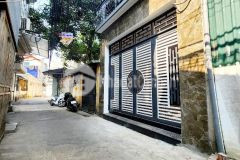 Bán nhà thạch bàn 50m 4tầng mặt tiền 4,1m giá 7,3tỷ