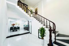 Bán nhà khương đình, 42m2 x5t, giá hơn 7 tỷ, lo góc 2 thoáng, oto gần