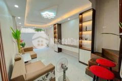 Cho thuê nhà ngõ yên xá hà đông 40m x 3.5t giá 10.5 triệu, 4 ngủ, nhà đẹp, ở nhóm, gđ