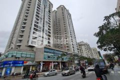 Cho thuê... shophouse 2 tầng, b14 kim liên, góc ngã 3, vỉa hè rộng mênh mông