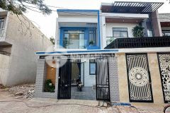 Ban nha ngân hang phat mai nha măt tiên 10m hem thông 100m2 binh chanh