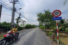 Bán đất đường huyện 89 4.5x28m có 100m thổ đường oto 7 chỗ giá 295 triệu sổ riêng