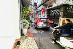 Bán nhà nguyễn văn cừ,long biên 5 tầng,42m oto vào nhà nhỉnh 10 tỷ