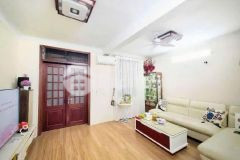 Bán nhà hào nam đống đa, nở hậu, có sân riêng để xe, 49mx4t, giá 8,8 tỷ, lh 0396935190.